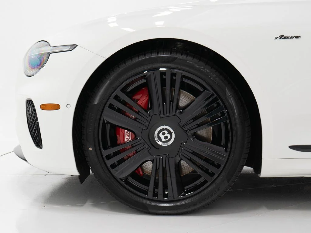 New 2026 Glacier White Bentley Azure image 38
