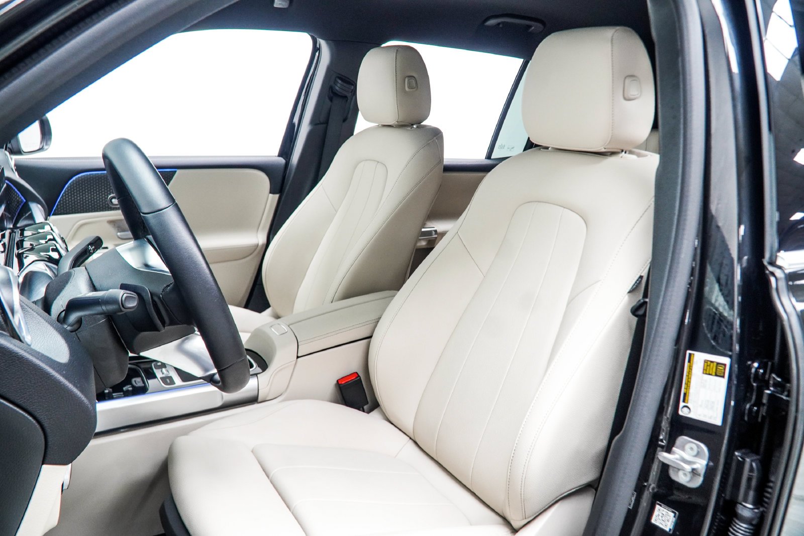 Used 2024 Black Mercedes-Benz 250+ image 40