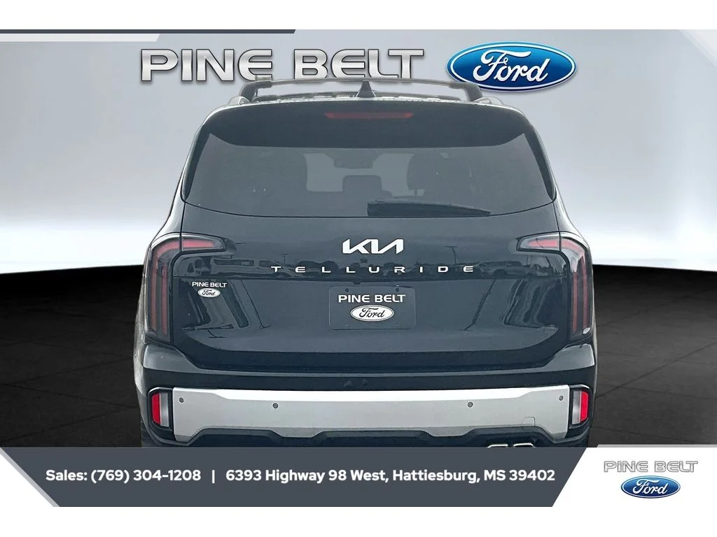 Used 2024 Ebony Black Kia EX image 4