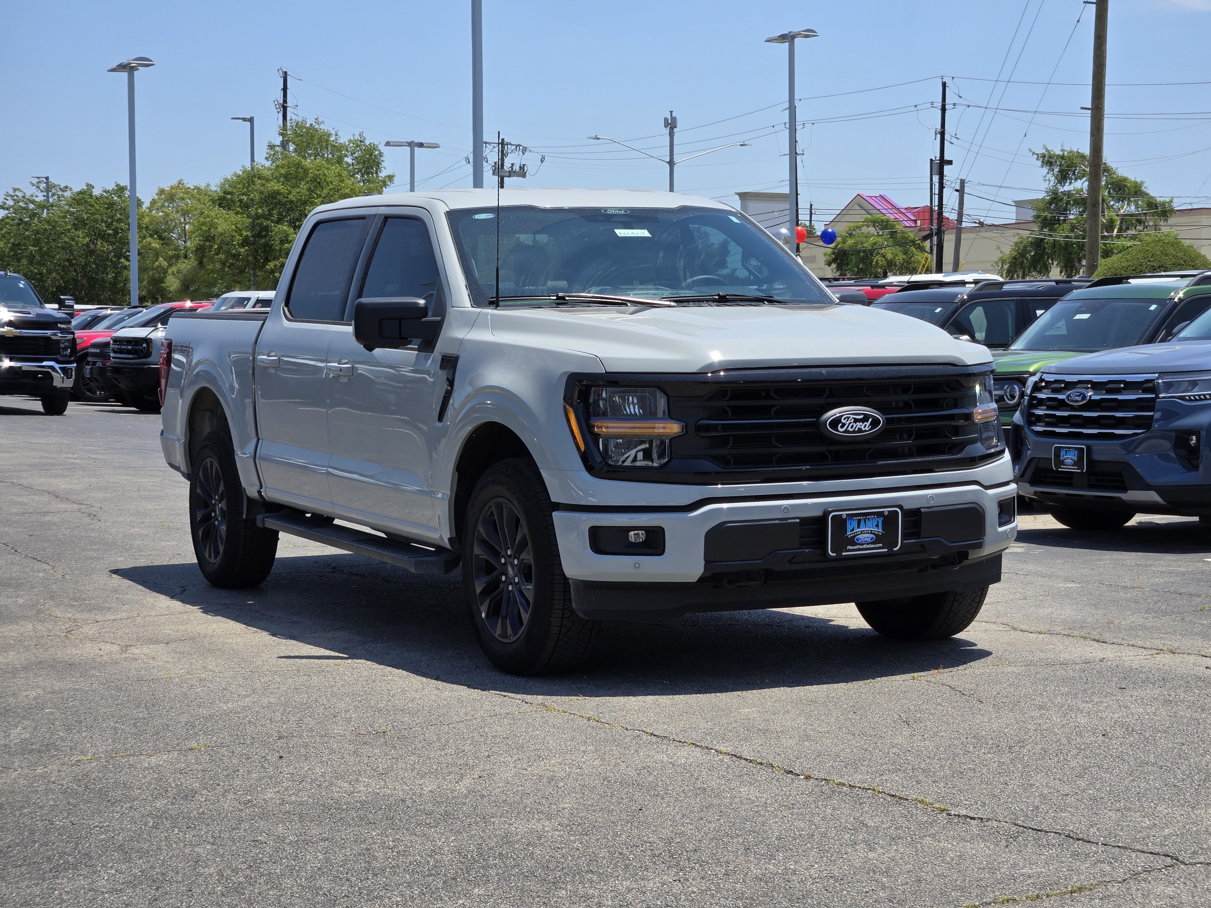 New 2026 Avalanche Ford XLT image 2