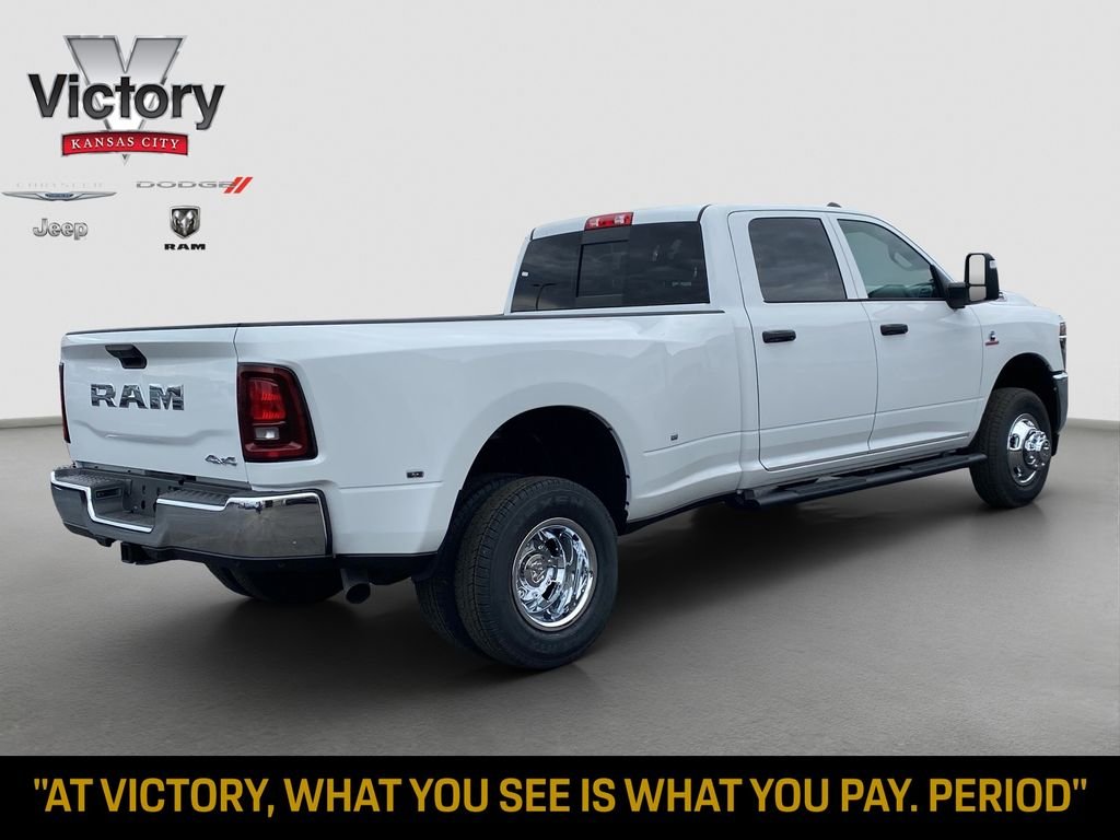 New 2026 Bright White Clear-Coat Exterior Paint RAM Tradesman image 7