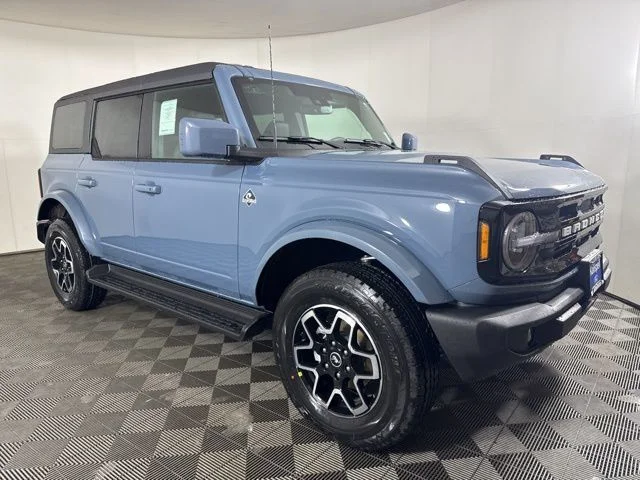 2025 Ford Bronco Outer Banks 4x4's photo