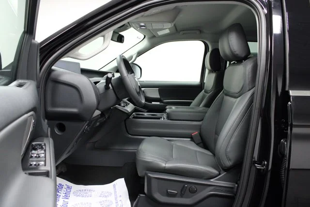 New 2026 Agate Black Metallic Ford Active image 36
