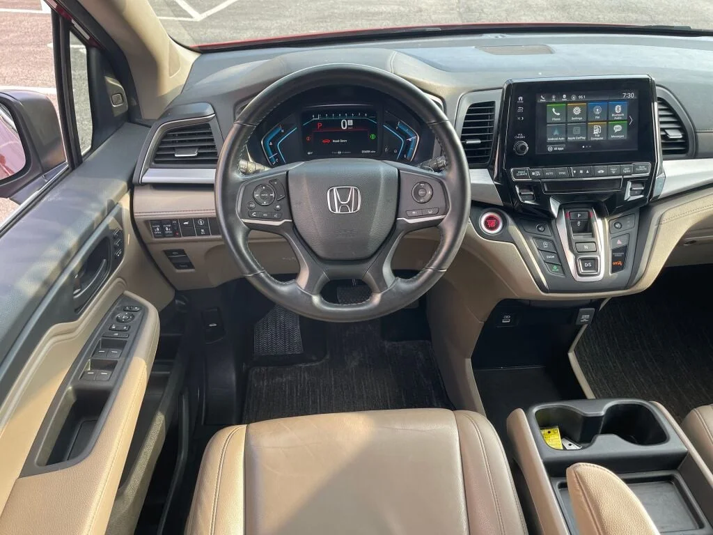 Used 2024 Radiant Red Metallic II Honda EX-L image 2