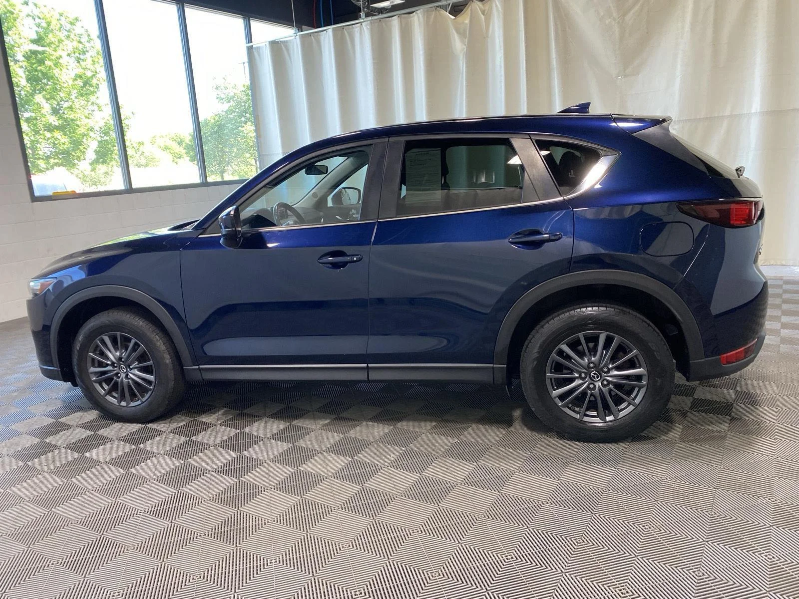Used 2019 Deep Crystal Blue Mica Mazda Touring image 4