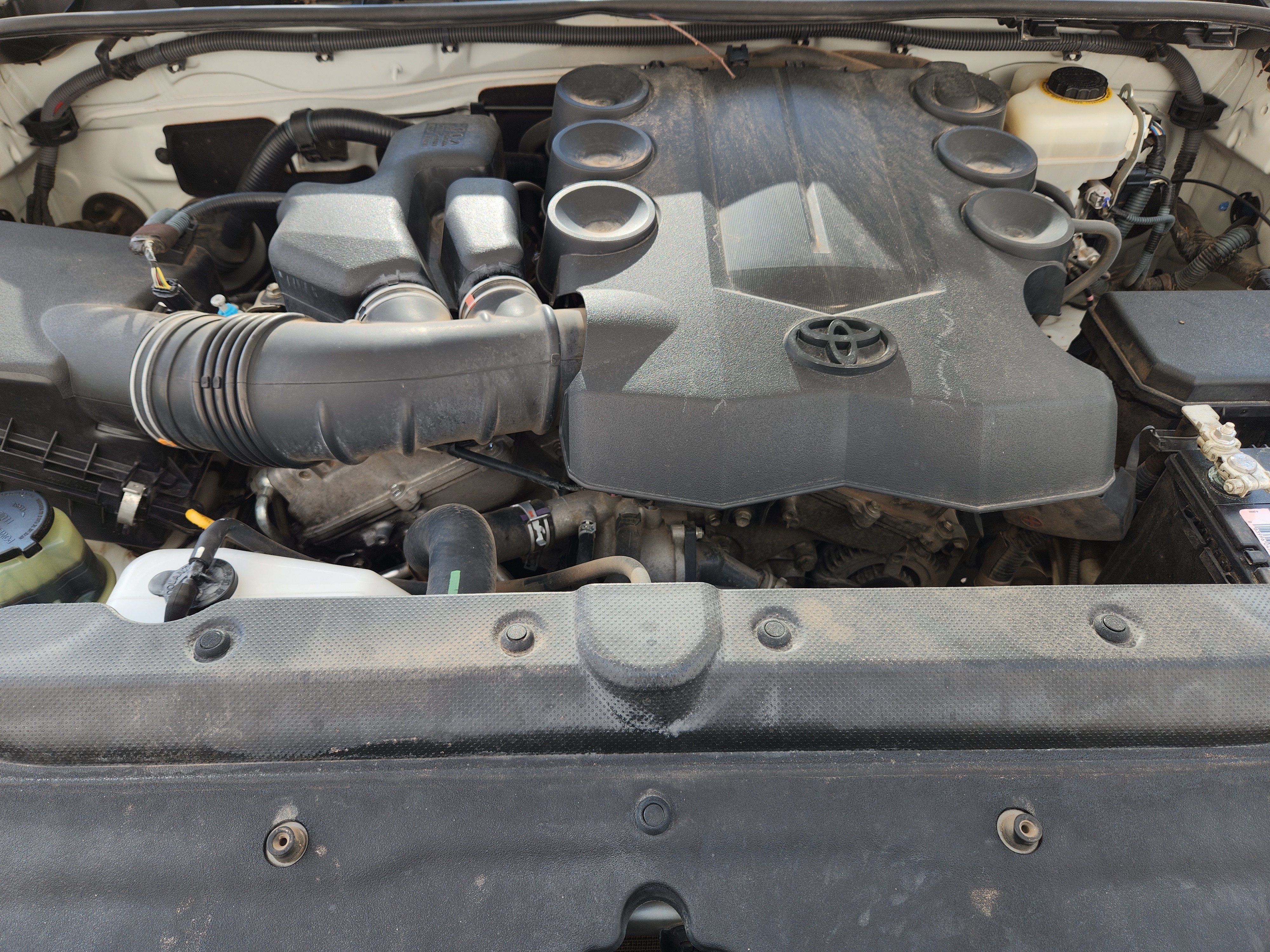 Used 2012 Blizzard Pearl Toyota SR5 image 30