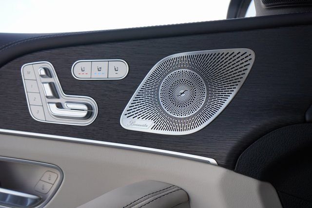 New 2026 MANUFAKTUR Moonlight White Metallic Mercedes-Benz AMG® GLE 63 S 4MATIC+ SUV image 19