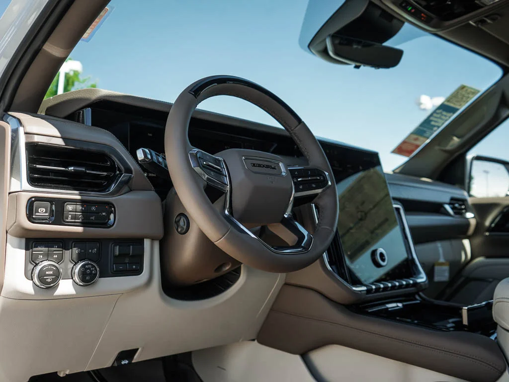 2026 GMC Yukon XL Denali - Photo 21