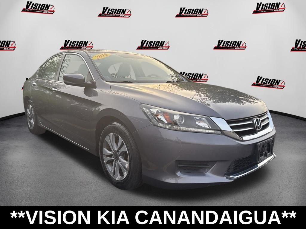 Used 2015 Silver Honda LX image 3