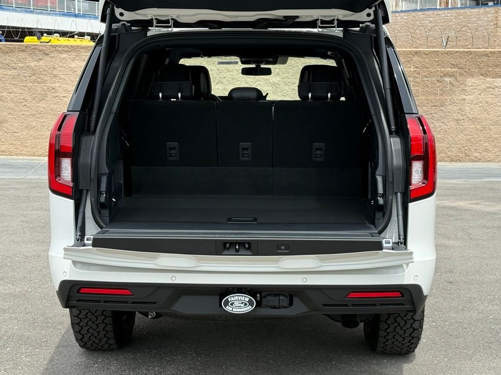 New 2026 Star White Metallic Tri-Coat Ford Tremor® image 15