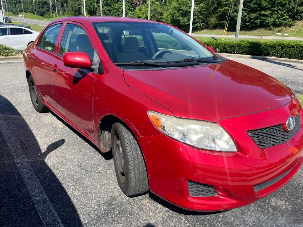 Used 2009 Red Toyota LE image 4