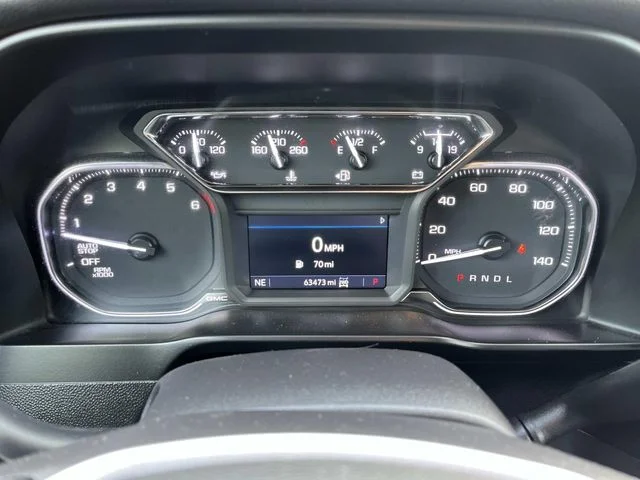 Used 2021 White GMC Elevation image 35