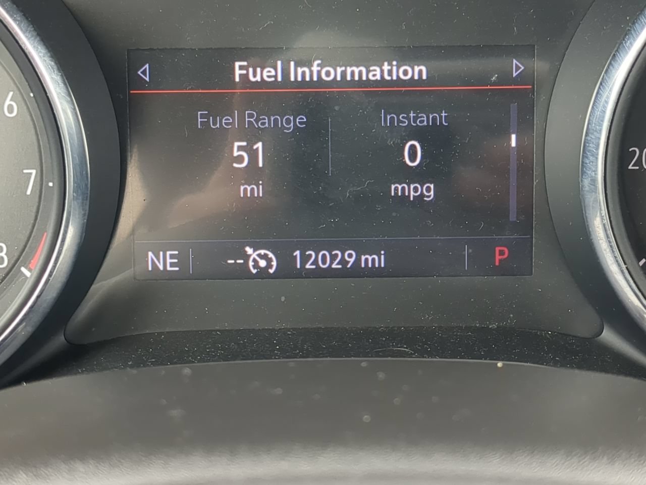 Used 2023 Ebony Twilight Metallic Buick Essence image 28