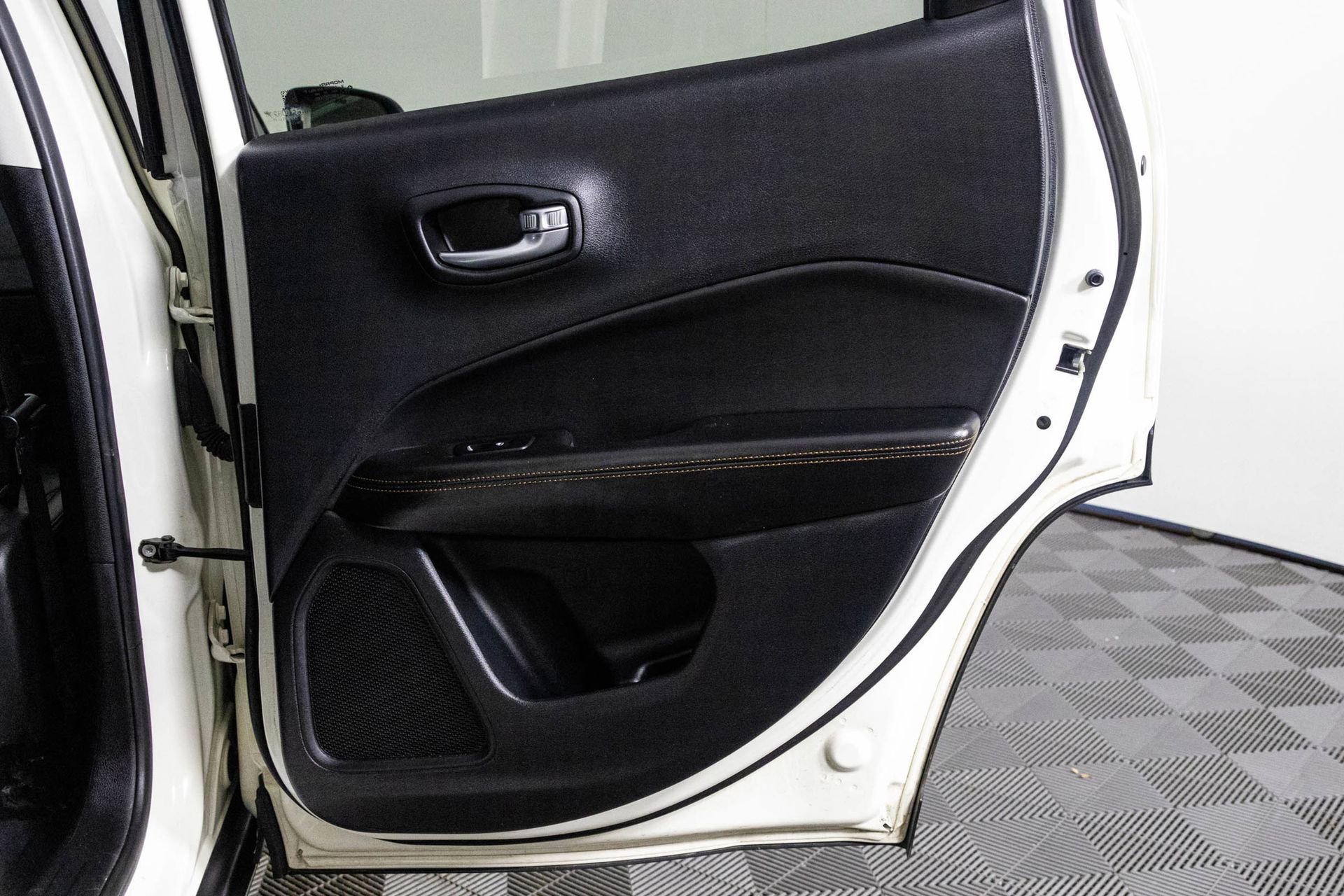 2020 JEEP COMPASS - Image 36