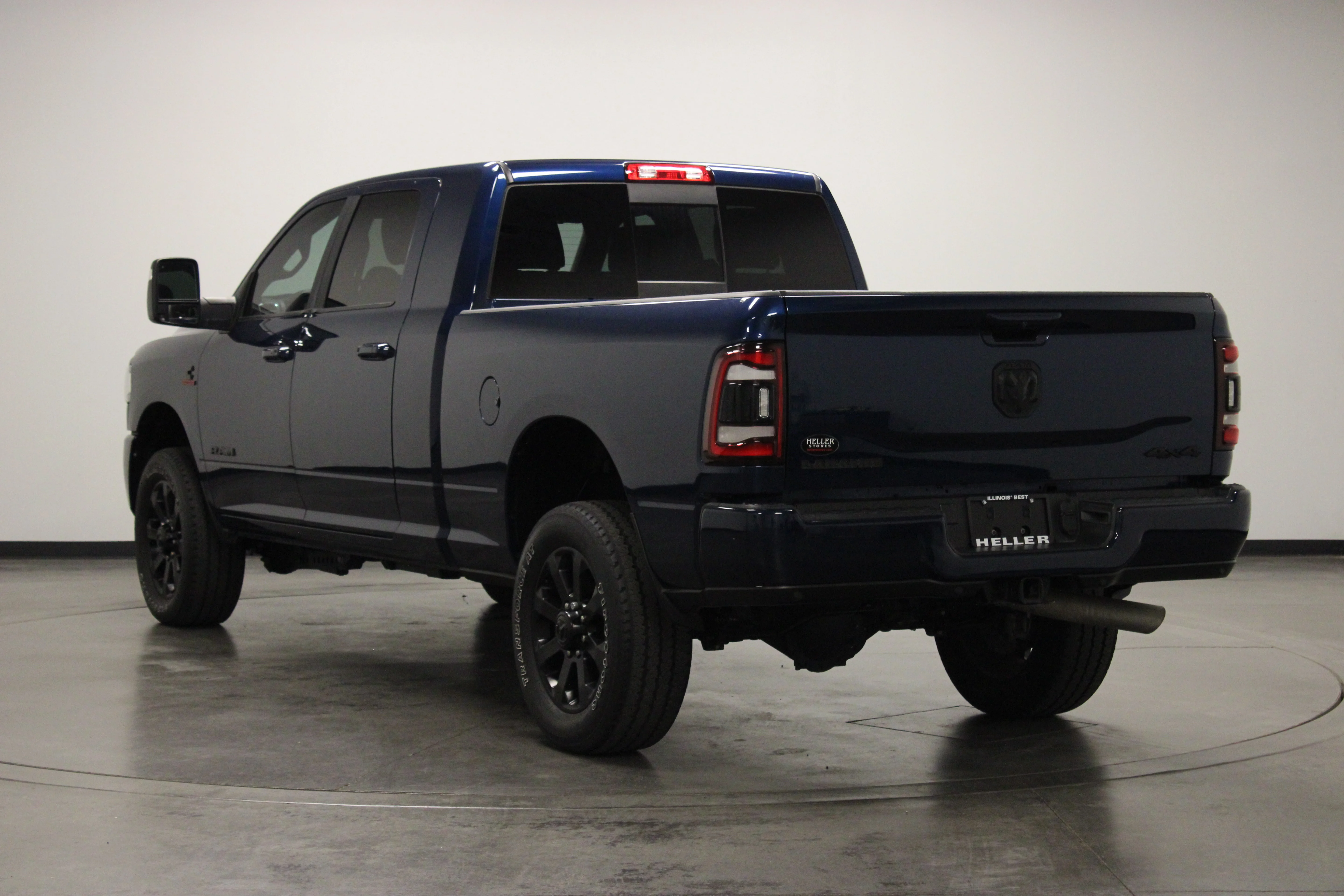 Used 2023 Patriot Blue Pearlcoat Ram Laramie image 6
