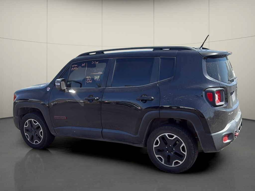 Used 2016 Black Jeep Trailhawk image 5