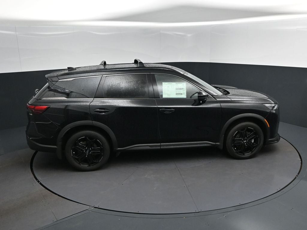 New 2027 Black INFINITI LUXE image 31
