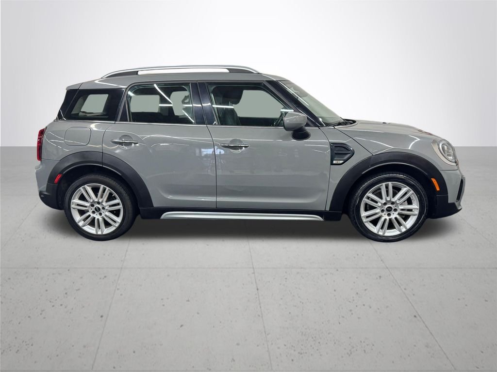 Used 2022 Gray MINI Base image 9