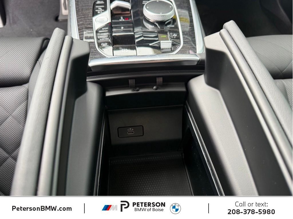 New 2026 Skyscraper Grey Metallic BMW xDrive50e image 36