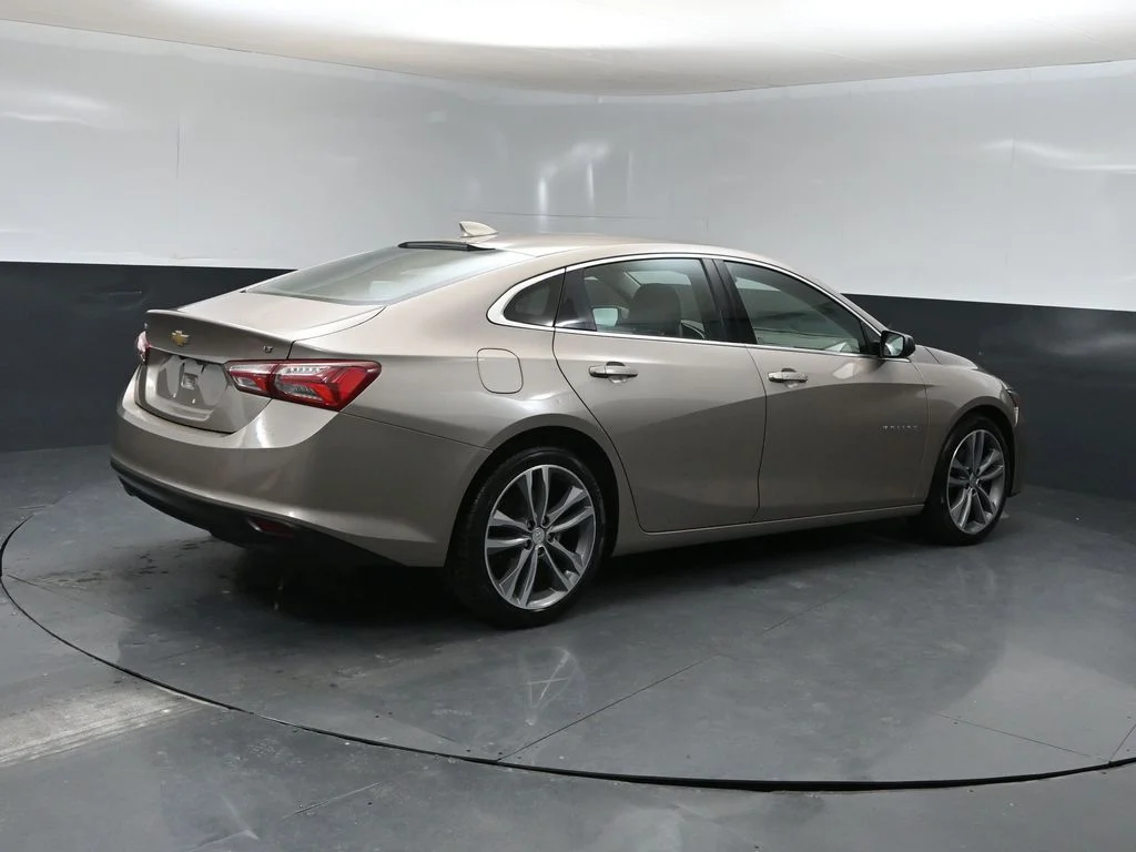 Used 2022 Chevrolet Malibu 1LT with VIN 1G1ZD5ST5NF130627 for sale in McPherson, KS