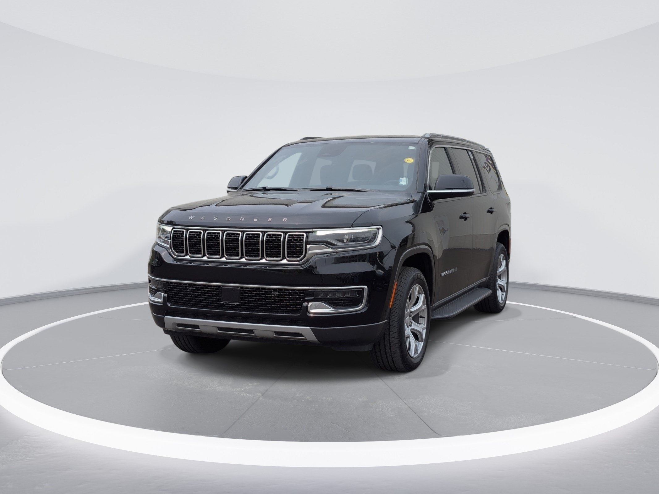 Used 2022 Diamond Black Crystal Pearlcoat Jeep Series II image 3