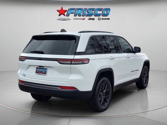 New 2026 Bright White Clear-Coat Exterior Paint Jeep Altitude image 7