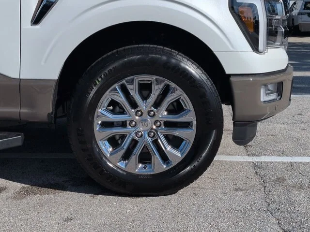 New 2026 Star White Metallic Tri-Coat Ford King Ranch® image 11