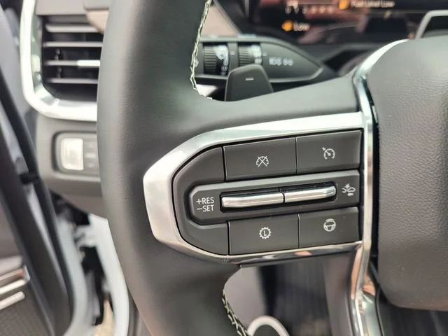 2026 GMC Acadia Denali - Photo 31