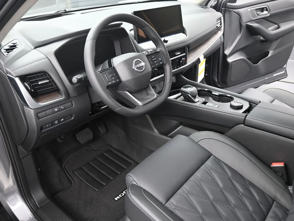 New 2026 Gray Nissan Platinum image 13
