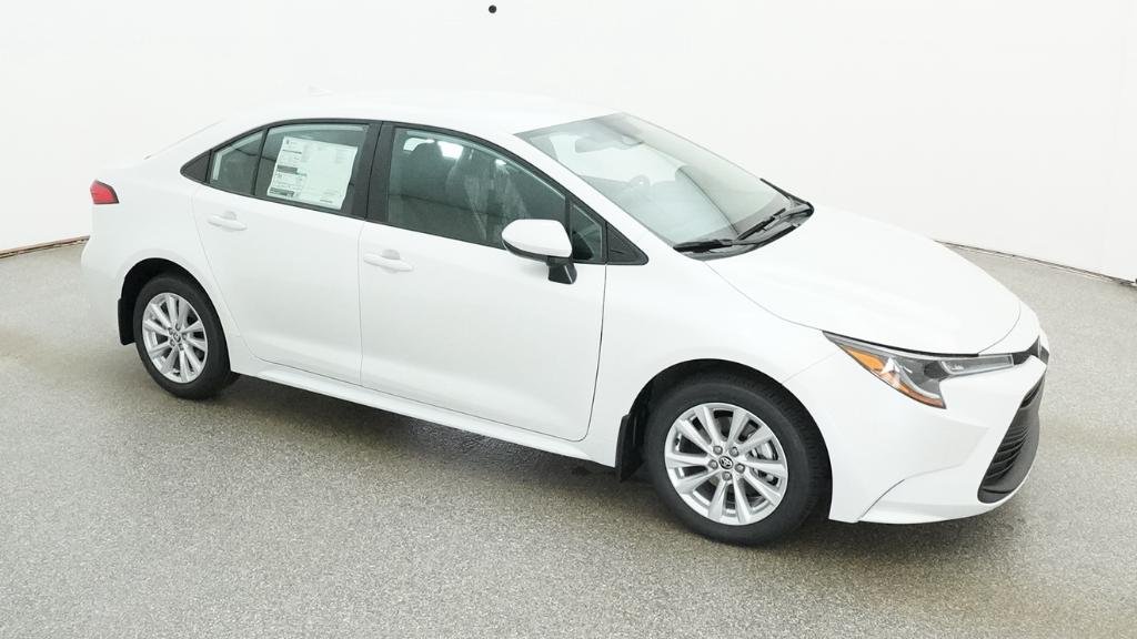 New 2026 Wind Chill Pearl Toyota LE image 18