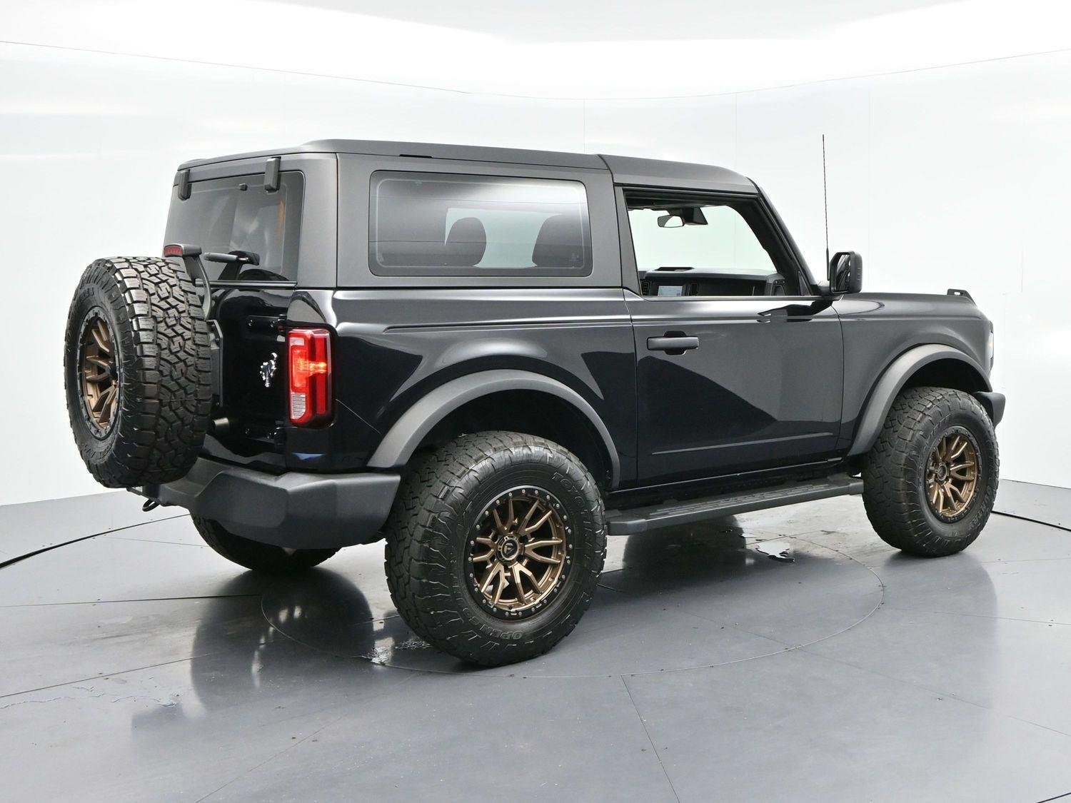 Used 2022 Shadow Black Ford Base image 7