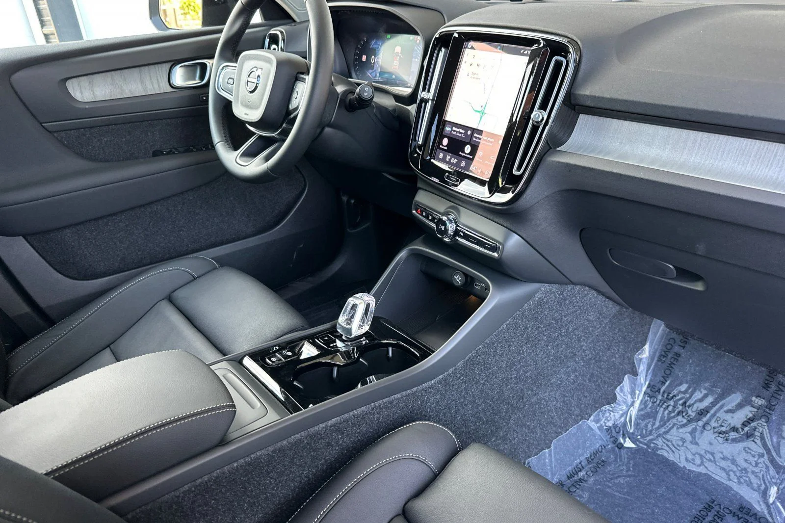 New 2026 Vapour Grey Volvo Plus image 15