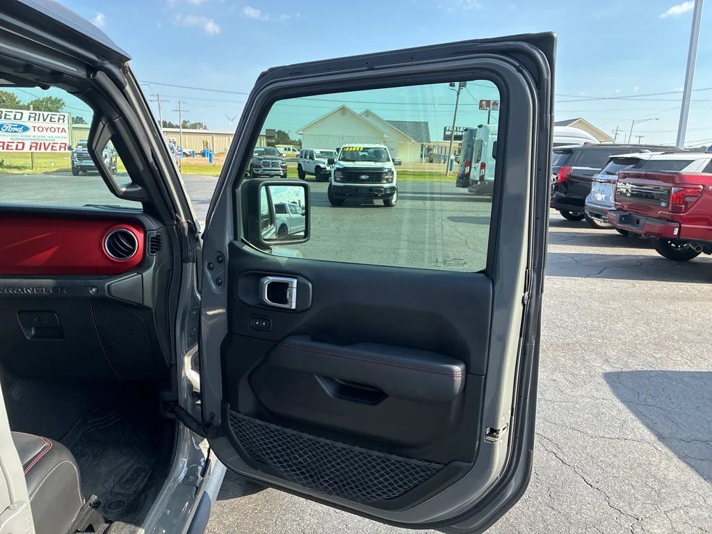 Used 2021 Sting Gray Clearcoat Jeep Unlimited Rubicon image 15