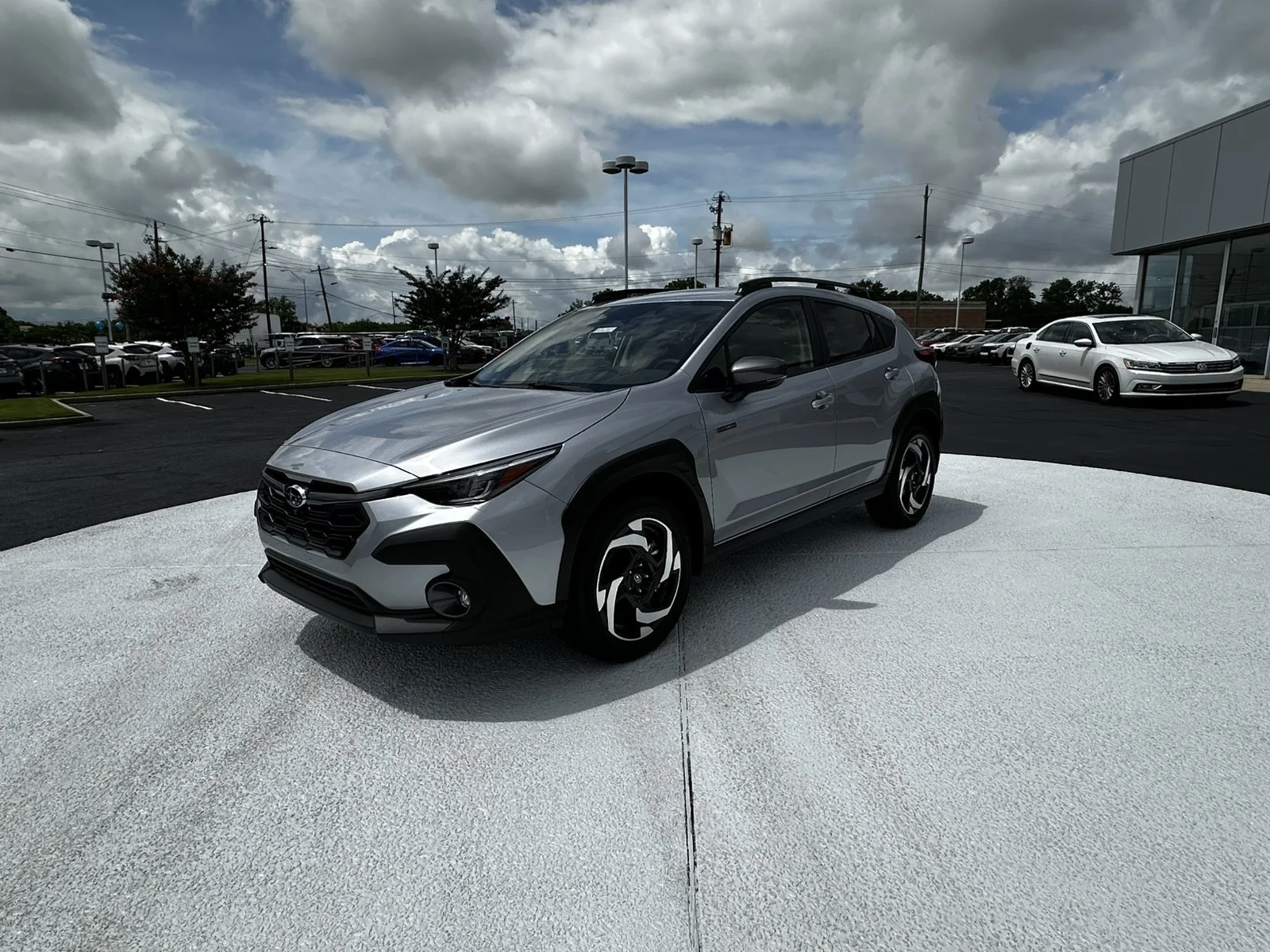 New 2026 ICE SILVER METALLIC Subaru Limited Hybrid image 3