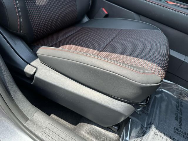 2025 Nissan Kicks SR - Photo 9