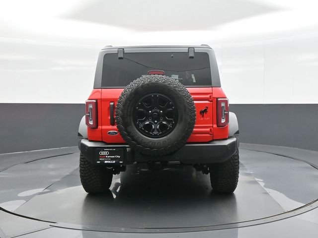 Used 2024 Red Ford Wildtrak image 6