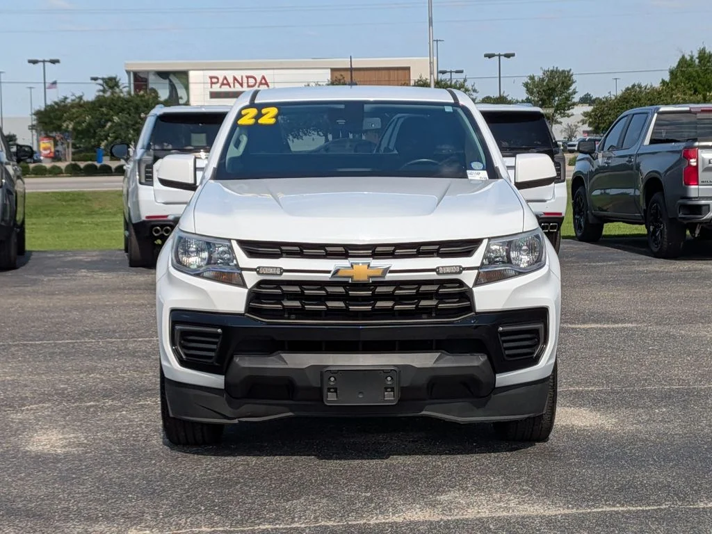 Used 2022 White Chevrolet LT image 8