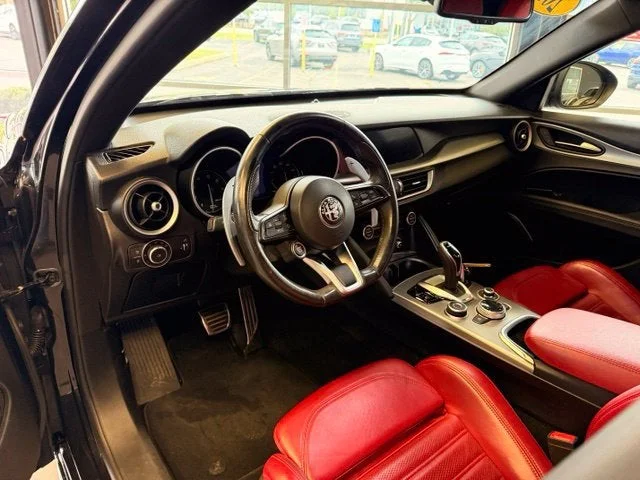 Used 2022 Vulcano Black Metallic Alfa Romeo Veloce image 16