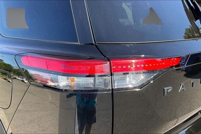 Used 2024 Black Nissan SL image 29
