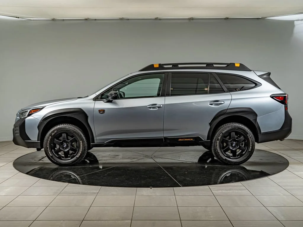 Used 2023 Ice Silver Metallic Subaru Wilderness image 8