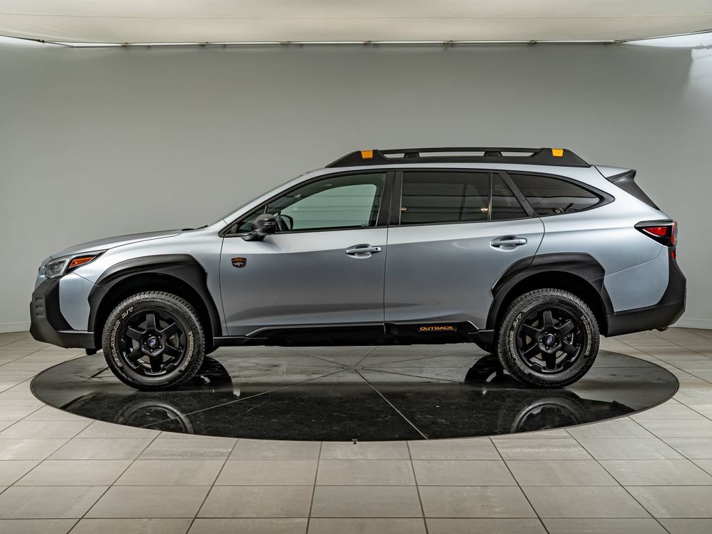 Used 2023 Ice Silver Metallic Subaru Wilderness image 8