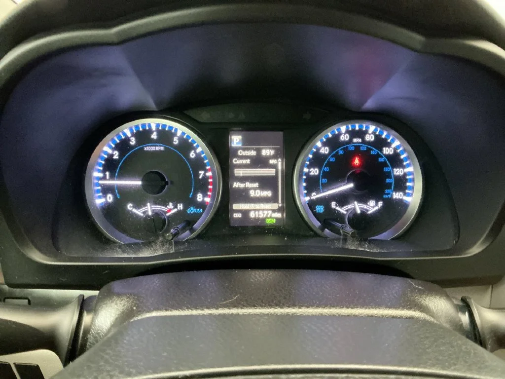 Used 2019 Blizzard Pearl Toyota LE Plus image 27