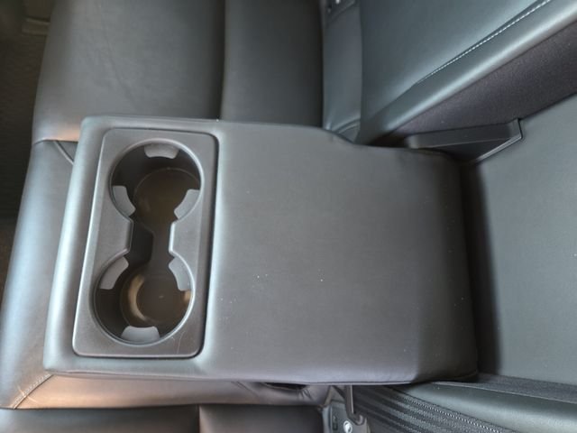 Used 2021 Silver Mazda Select image 30