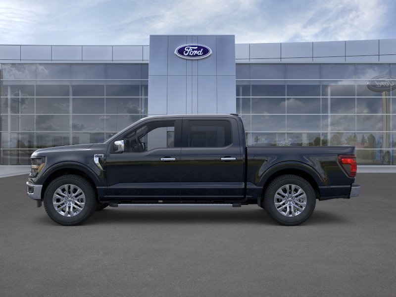 New 2026 Agate Black Metallic Ford XLT image 3