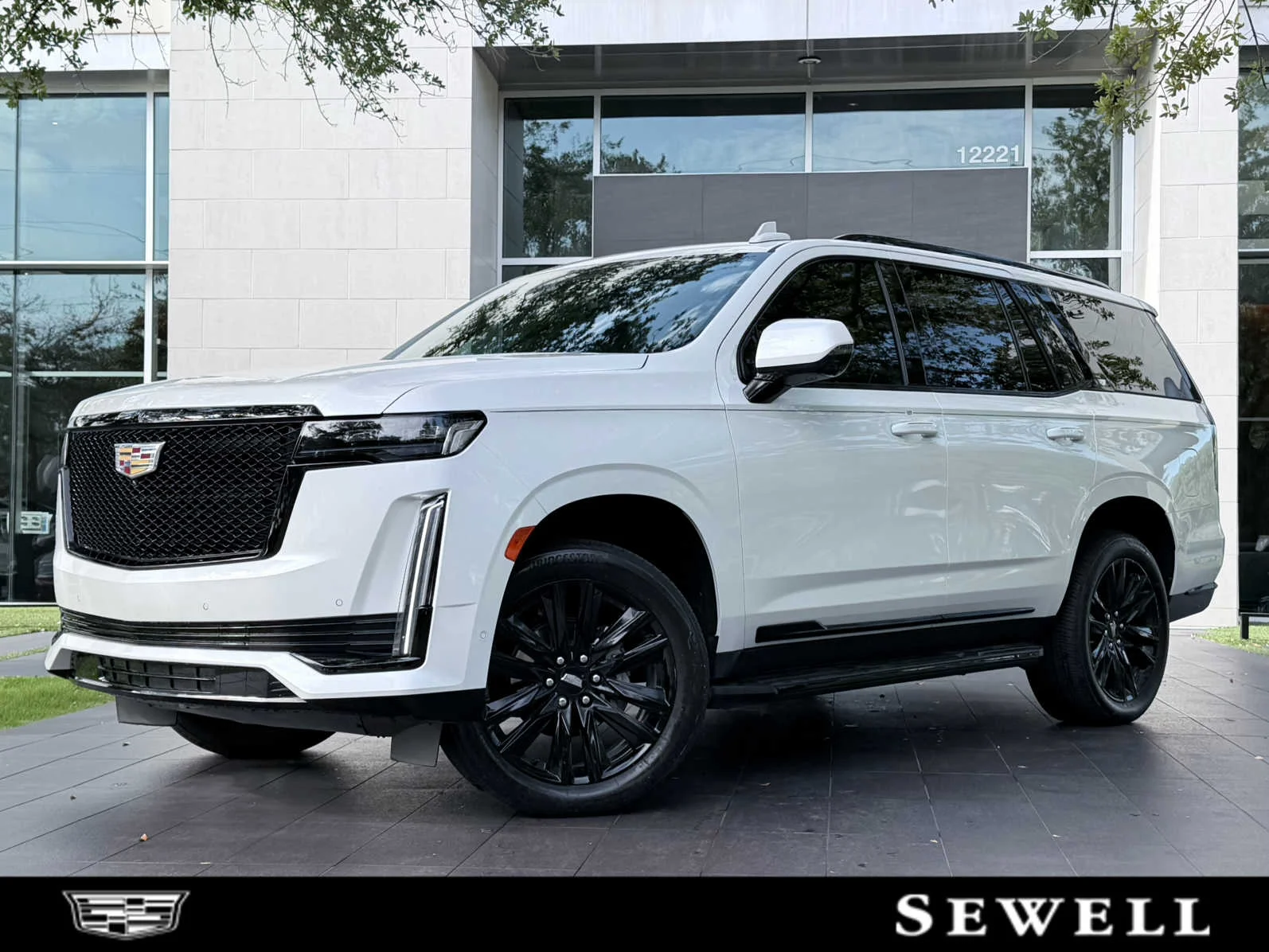 2023 Cadillac Escalade 4WD Sport Platinum's photo