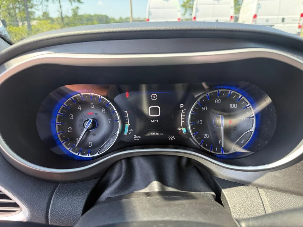 Used 2024 White Chrysler Touring L image 17