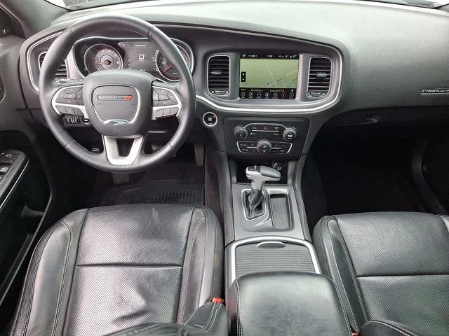 Used 2017 White Dodge SXT image 15