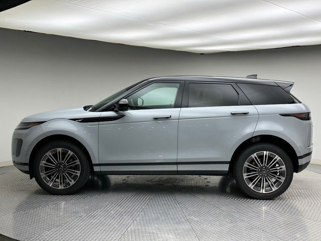 New 2026 Arroios Grey Metallic Land Rover S image 2