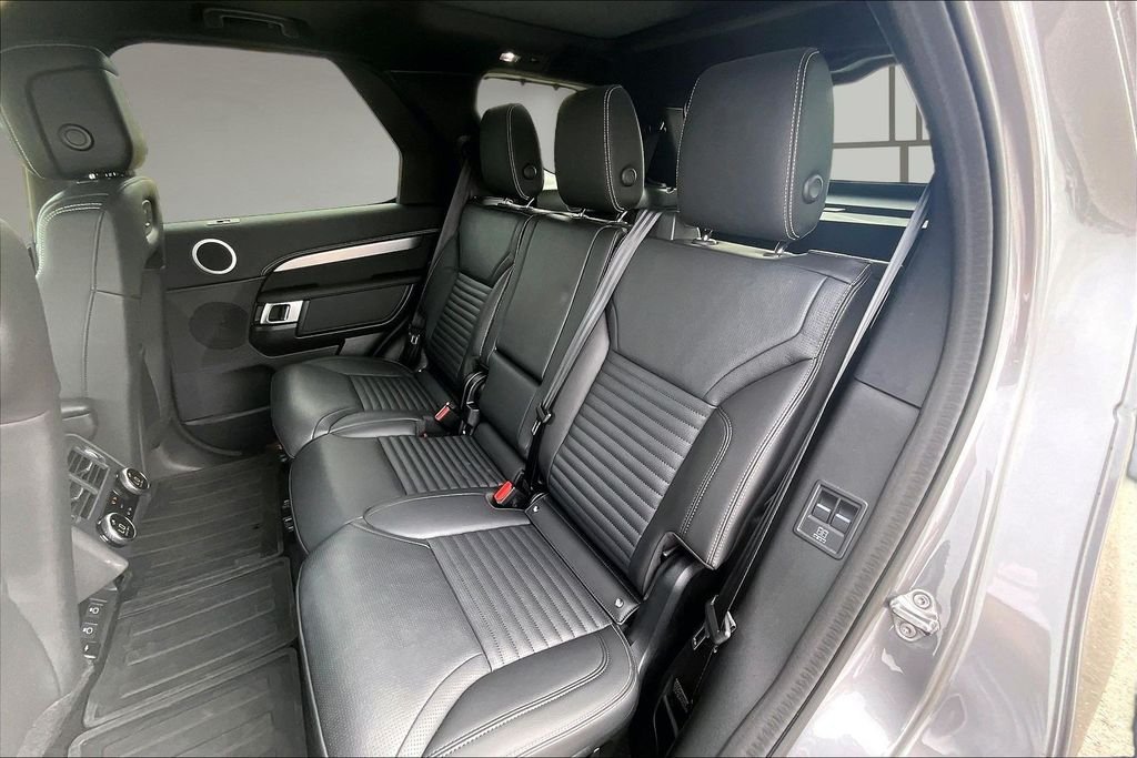 Certified Used 2025 Eiger Gray Metallic Land Rover Dynamic SE image 27