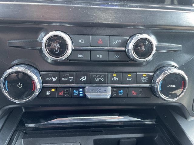 New 2026 Star White Metallic Tri-Coat Ford F-350® Lariat® image 27